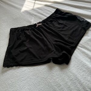 Elegant Black Lace Trim Sleep Shorts